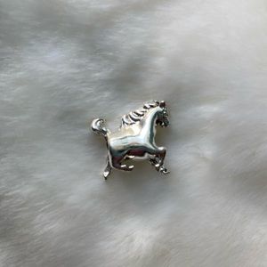 Sterling Silver Pandora Horse Charm Retired with S925 ALE stamp of authenticity!